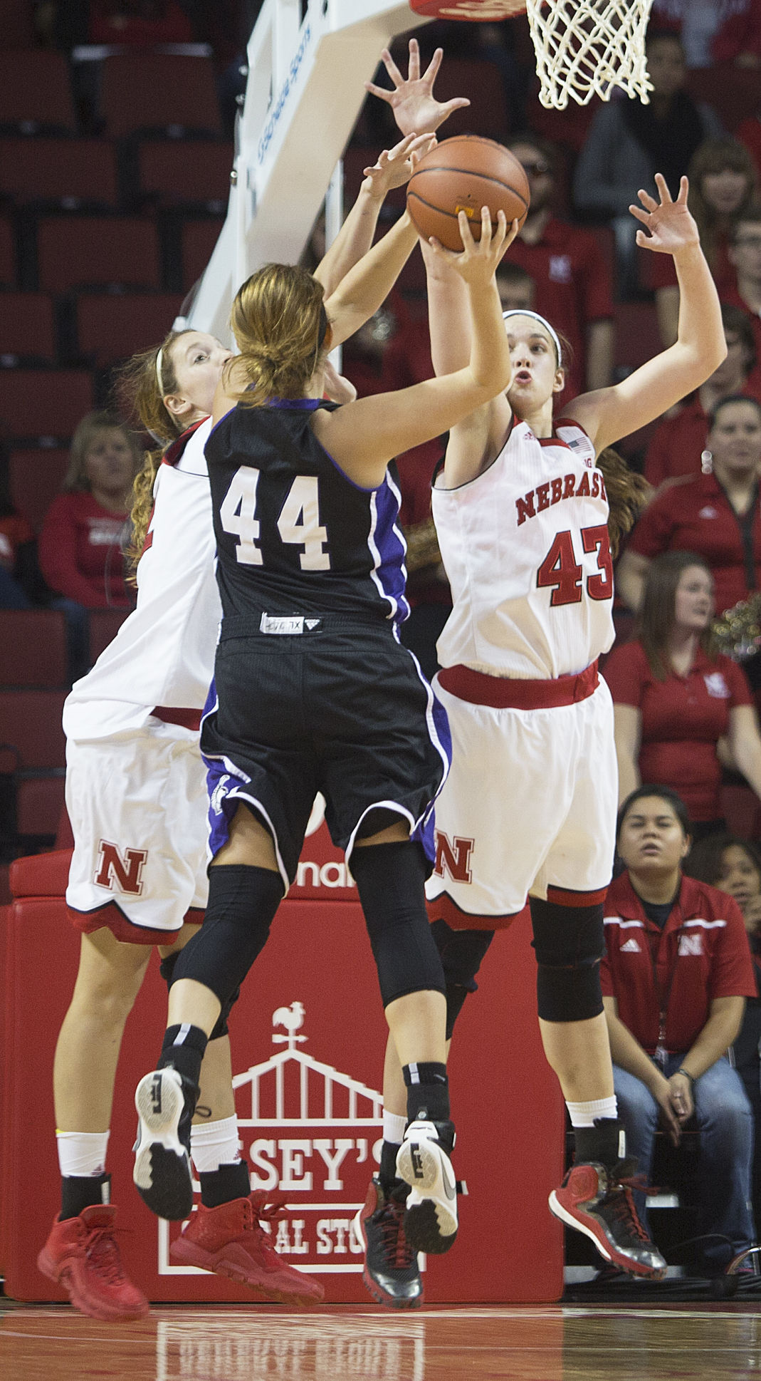 Women's basketball, Winona State vs. Nebraska, 11.08.15